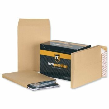 New Guardian Envelopes Peel & Seal 25mm Gusset 324x229 C4 Manilla - Pack 100