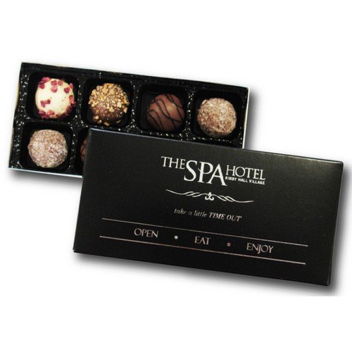 8 Chocolates with Personalised Box E916303