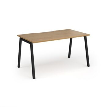 Connex Angled 1400 x 800 x 725mm Single Desk - Black Frame / Oak Top - ACO148-K-O