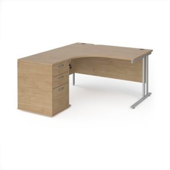 Maestro 25 left hand ergonomic desk 1400mm with silver cantilever frame and desk high pedestal - Kendal Oak - EBS14LKO