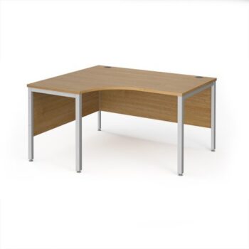 Maestro 25 left hand ergonomic desk 1400mm wide - silver bench leg frame Oak Top - MB14ELSO
