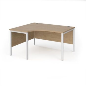 Maestro 25 left hand ergonomic desk 1400mm wide - white bench leg frame Kendal Oak Top - MB14ELWHKO