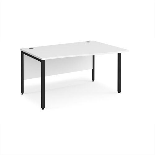 Maestro 25 right hand wave desk 1400mm wide - black bench leg frame White Top - MB14WRKWH