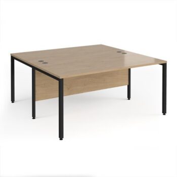 Maestro 25 back to back straight desks 1600mm x 1600mm - black bench leg frame Kendal Oak Top - MB1616BKKO