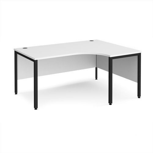 Maestro 25 right hand ergonomic desk 1600mm wide - black bench leg frame White Top - MB16ERKWH
