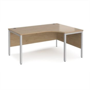 Maestro 25 right hand ergonomic desk 1600mm wide - silver bench leg frame Kendal Oak Top - MB16ERSKO