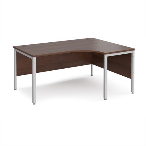 Maestro 25 right hand ergonomic desk 1600mm wide - silver bench leg frame Walnut top - MB16ERSW