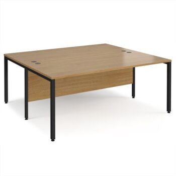 Maestro 25 back to back straight desks 1800mm x 1600mm - black bench leg frame Oak Top - MB1816BKO