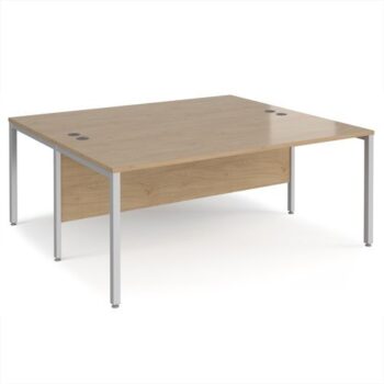 Maestro 25 back to back straight desks 1800mm x 1600mm - silver bench leg frame Kendal Oak Top - MB1816BSKO
