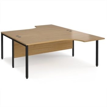 Maestro 25 back to back ergonomic desks 1800mm deep - black bench leg frame Oak Top - MB18EBKO