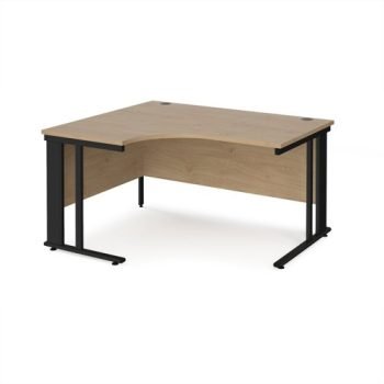 Maestro 25 left hand ergonomic desk 1400mm wide - black cable managed leg frame Kendal Oak Top - MCM14ELKKO