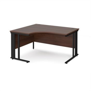 Maestro 25 left hand ergonomic desk 1400mm wide - black cable managed leg frame Walnut top - MCM14ELKW