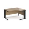 Maestro 25 right hand ergonomic desk 1400mm wide - black cable managed leg frame Kendal Oak Top - MCM14ERKKO