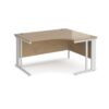 Maestro 25 right hand ergonomic desk 1400mm wide - white cable managed leg frame Kendal Oak Top - MCM14ERWHKO