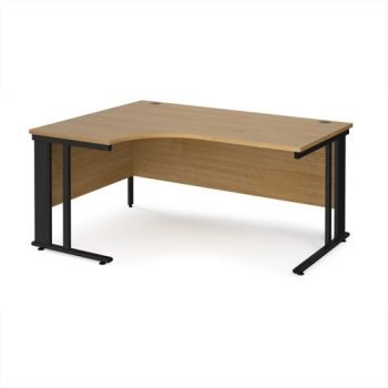 Maestro 25 left hand ergonomic desk 1600mm wide - black cable managed leg frame Oak Top - MCM16ELKO