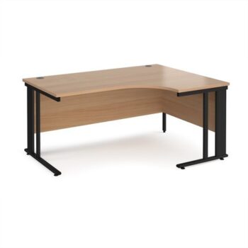 Maestro 25 right hand ergonomic desk 1600mm wide - black cable managed leg frame Beech top - MCM16ERKB
