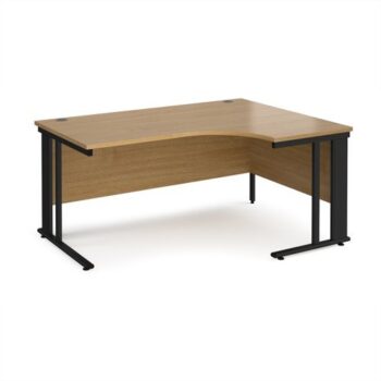Maestro 25 right hand ergonomic desk 1600mm wide - black cable managed leg frame Oak Top - MCM16ERKO