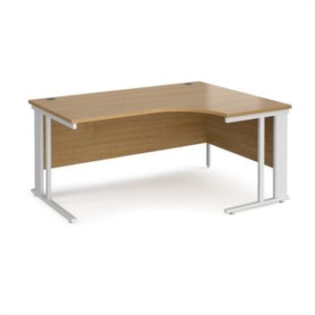 Maestro 25 right hand ergonomic desk 1600mm wide - white cable managed leg frame Oak Top - MCM16ERWHO