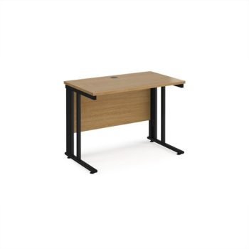 Maestro 25 straight desk 1000mm x 600mm - black cable managed leg frame Oak Top - MCM610KO